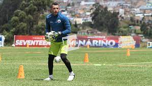 El mal momento de los arqueros en santa fe. Diego Alejandro Martinez El Portero Quindiano Que Tambien Mete Goles La Cronica Del Quindio Noticias Quindio Colombia Y El Mundo