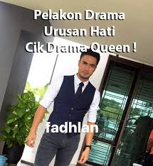 Kemunculan si jiran hensem iaitu fadlan membuatkan hidupnya berubah. Pelakon Drama Urusan Hati Cik Drama Queen