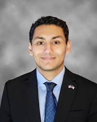 Standout Seniors '25: Meet Justin Lopez-Beltran (Political Science)