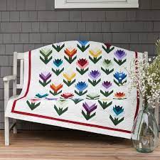 Print the leaf and flower applique pattern, the circle, and the 3 vine placement pattern pages. Cactus Flower Kit By Jackie Robinson Flower Quilt Patterns Flower Quilt Quilt Patterns