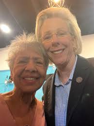 We all have that one special teacher 🥰 Thank you, Mayor Castor, for  sharing! And thank you Ms. Barnes for being unforgettable!