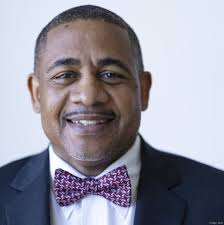 Ken Goins's Instagram, Twitter & Facebook