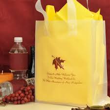 But how do you create your own goodie bag? What To Put In Your Wedding Welcome Gift Bags