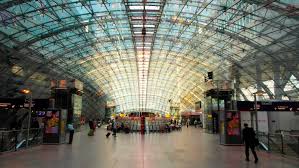 The saba international airport has the world's shortest commercial airport runway. World S Best Airports For 2018 Singapore Changi Airport Frankfurt Airport Hong Kong International Airport