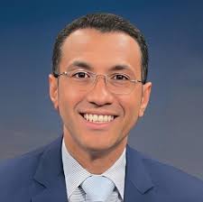 Ing. Eduardo Estrella presidente del senado (Recoleccion de firmas)