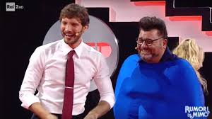 L'attore maurizio casagrande, l'irriverente mariano bruno, l'ex deputata nunzia de girolamo. Stasera Tutto E Possibile Torna Stefano De Martino In Tv Orario Cast Chi Sono Gli Ospiti I Giochi Nuovi Quante Puntate Sono