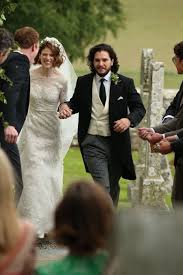 Kit Harington And Rose Leslie S Wedding Pics Celebrity Bride Wedding Dresses Lace Wedding Dresses