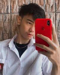 Dasi sekolah tentu dikenakan anak selama beraktivitas di sekolah, seperti belajar, bermain, hingga beristirahat makan siang. 180 Ide Cogan Di 2021 Fotografi Remaja Fotografi Gambar