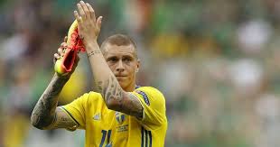 Victor lindelöf plays for portugal league team sl benfica in pro evolution soccer 2016. Manchester United Agree To Sign Swedish Defender Victor Lindelof From Benfica