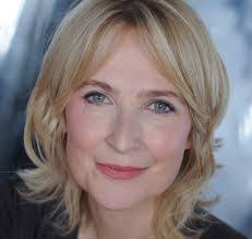 Amanda Royle's Instagram, Twitter & Facebook