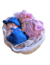 Image result for tbn:ZmxTz4tzjnsxqM::www.berceaumagique.com/produits/b/b_ange-sanguine-6f.gif