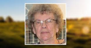 Maria Fleck's Instagram, Twitter & Facebook