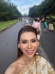 Thorn Leakhena-ថន លក្ខិណា...