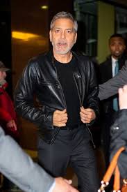 As of april 2021, george clooney net worth is $550 million. 8qqxyia8edp2gm