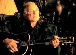 The word legend gets thrown around a lot, but there's no question that it applies to johnny cash. Johnny Cash Hurt 2003