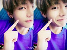 Exo baekhyun ve bts taehyung'un bağları güçlü görünüyor. Twitter Taehyung And Baekhyun Taehyung Kim Taehyung