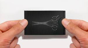 Sauvage garage is a creative collective consisting of graphic artists, photographers, writers, illustrators and more, from all across france. Clever Business Cards