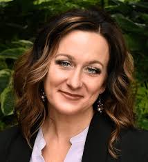 💥💥NEW LISTING💥💥 3315 El Camino, Ponca CIty $122,900 Move quick, this  one will not last! You are going to love this charming 3 bedroom home with  2 beautifully updated bathrooms. Interior/exterior refreshing