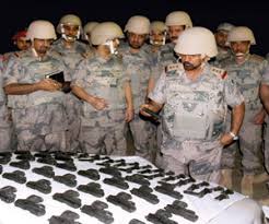 لعبة محاكي حارس الحدود تجسد واقع كل فقير وعاطل ، في الواقع كل شخص عاطل عن العمل يبحث عن وظيفة مناسبة لشخصيته ومواصفاته. Ø§Ù„Ø³ÙˆØ§Ø· ÙŠØ´Ø§Ø±Ùƒ Ø­Ø±Ø³ Ø­Ø¯ÙˆØ¯ Ø¬Ø§Ø²Ø§Ù† Ø§Ù„Ø¥ÙØ·Ø§Ø± Ø¬Ø±ÙŠØ¯Ø© Ø§Ù„ÙˆØ·Ù† Ø§Ù„Ø³Ø¹ÙˆØ¯ÙŠØ©