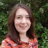 100+ perfiles de «Newstead»