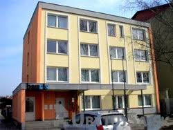 Penzión zelený dom v tornali sa nachádza v centre mesta. Apartments Slovakia Apartmany Bauris Ubytovanie Sk