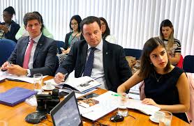 João campos e tabata amaral se conheceram no congresso e começaram a namorar. Namoro A Esquerda Na Camara