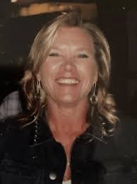 Tracy Silcox's Instagram, Twitter & Facebook