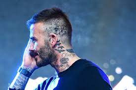 Real madrid captain, sergio ramos, can be referred to as a hooked footballer who makes many tattoos on his body. Fussballer Tattoos Beruhmte Spieler Und Ihre Vielfaltigen Tatowierungen