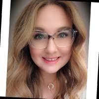 Mandy Heller's Instagram, Twitter & Facebook