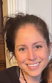 Tara Nolan's Instagram, Twitter & Facebook