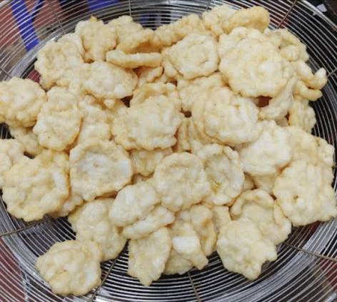 HƯỚNG DẪN SỬ DỤNG CHẢ MỰC BẾP MỘT NẮNG 1. Cách rã đông (quan trọng) ✓ Cách  1: Rã đông trong ngăn mát tủ lạnh (khuyên dùng) – Để nguyên túi, cho