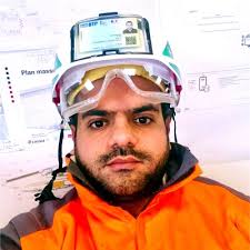 J'ai le plaisir de vous annoncer que j'occupe désormais le poste de…