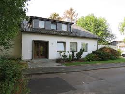 Unser restaurant in mönchengladbach serviert ausschließlich gutbürgerliche und mediterane köstlichkeiten. Haus Zum Verkauf Kreuzdornweg 47 41189 Monchengladbach Mapio Net