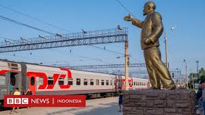 The longest railway on the planet. Keliling Rusia Dengan Menumpang Kereta Api Trans Siberia Bbc News Indonesia
