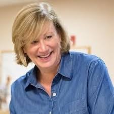 Frankie Perry's Instagram, Twitter & Facebook