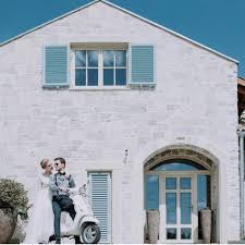 A villa vitae minden igényt kielégít, csodálatos környezet, fenséges ételek és természetesen a személyre szabott szolgáltatás, amely még szebbé varázsolja az örömteli eseményt. Villa Vitae Domus Living Solutions