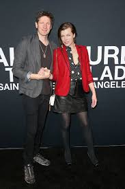 Milica bogdanovna jovovich, known professionally as milla jovovich, is an american actress, model, and singer. Milla Jovovich Husband Paul W S Anderson Milla Jovovich Kid Movies Celebs