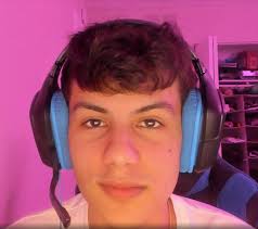 Fortnite 32 bit download deutsch cristiano ronaldo fortnite slides and doors escape maze skin fortnite battle royale youtube how to use ps4 controller on pc fortnite bluetooth. Nrg Ronaldo On Twitter My Face After 48 Hours Of Fortnite