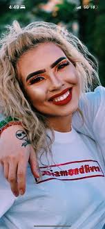 The first picture they took together. : r/livenfamilysnark