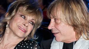 Presentando la loro figlioletta a pomeriggio 5, carmen russo sembra quasi carmen russo a 53 anni aspetta un figlio da enzo paolo turchi concede la notizia a chi, la ballerina ammette che. Carmen Russo Ed Enzo Paolo Turchi Un Amore Lungo 33 Anni Impreziosito Dalla Figlia Maria