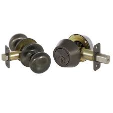 Bolt automatically deadlocks when fully extended. Callan Ks3008 Saxon Single Cylinder Keyed Entry Build Com