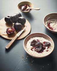 Riz Au Lait De Coco Compotee De Prunes Pour 4 Personnes Recettes Elle A Table Recette Recette Riz Au Lait Alimentation Recettes De Cuisine