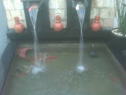 Seperti yang kita ketahui, air yang ada di sungai akan terus menerus mengalir sehingga kebutuhan oksigen ikan akan selalu terpenuhi. Tips Kolam Ikan Outdoor Inisifani