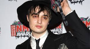 Peter doherty was born in hexham, northumberland, england, the son of jacqueline (michels), who was of paternal jewish descent, and peter john doherty, who was of irish descent.cite news title. Pete Doherty Kommt Vorzeitig Aus Dem Gefangnis Frei Tikonline De