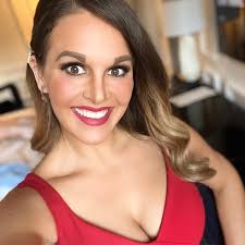 Sarah Pasquale's Instagram, Twitter & Facebook