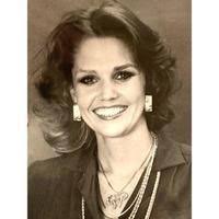 Sally Holmes Obituary (1944