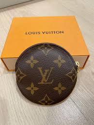 Buy louis vuitton box and get the best deals at the lowest prices on ebay! Lv Louis Vuitton Round Coin Purse Pouch Luxury Bags Wallets Wallets On Carousell
