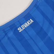 Dit voetbalshirt kun je vanaf nu bestellen voor kinderen in de maten 128, 140, 152, 164 en 176. Bol Com Puma Slowakije Uit Shirt Maat Xxl Kleur Blauw