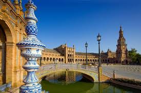 Sevilla fc in pot two alongside madrid, barcelona, juventus, united, psg, liverpool and dortmund. Der Plaza De Espana In Sevilla Andalusien Spanien