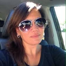 Deanna Barrett's Instagram, Twitter & Facebook